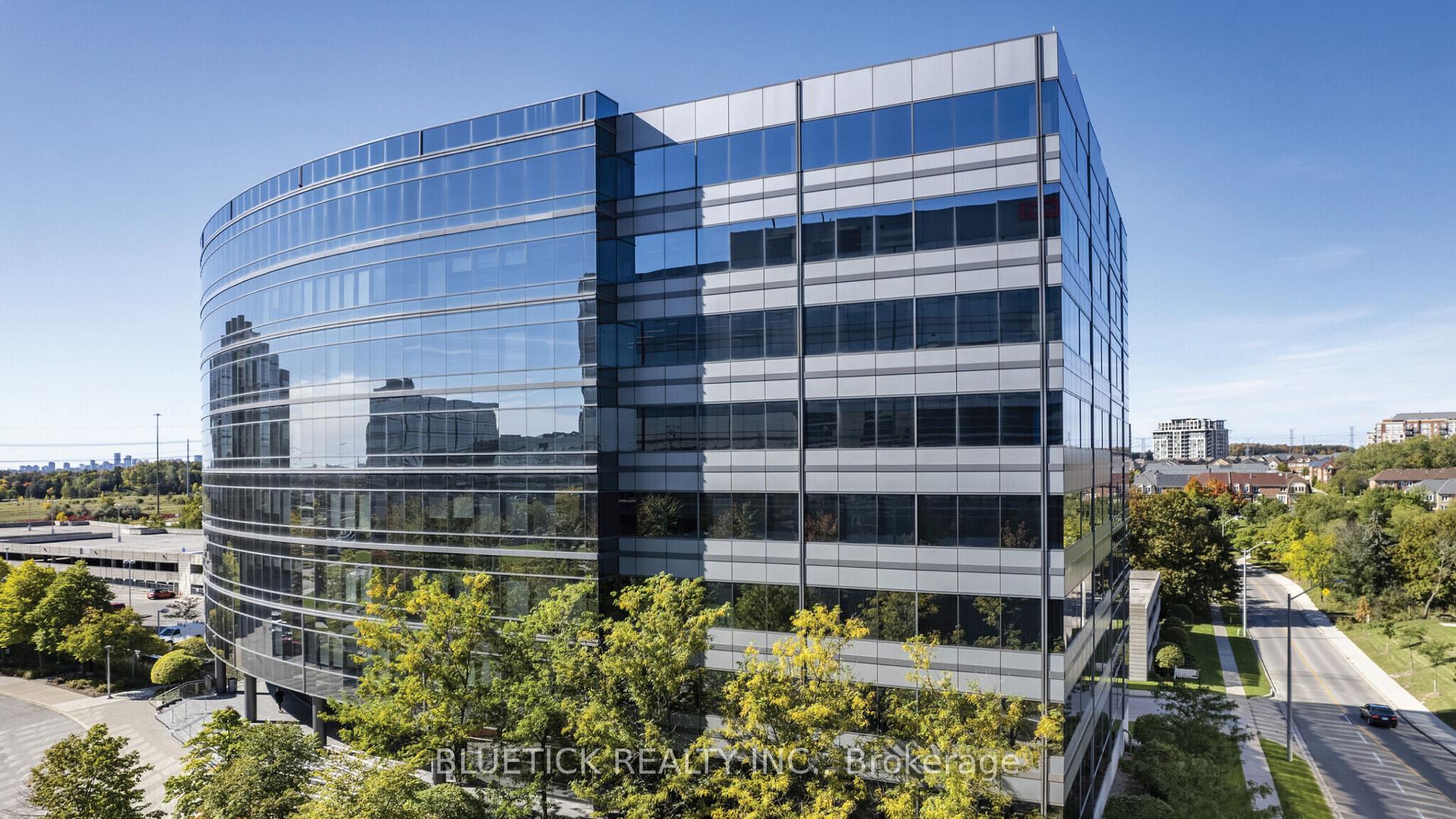 600 - 125 Commerce Valley Drive W, Markham, ON, exterior