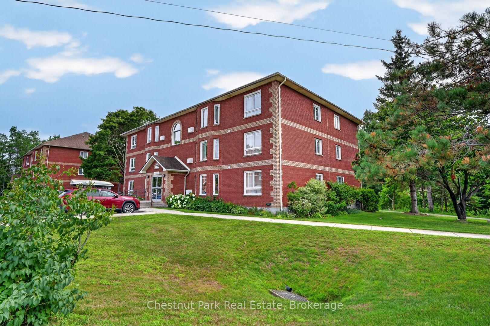 202C - 661 Cedar Lane, Bracebridge, ON, exterior