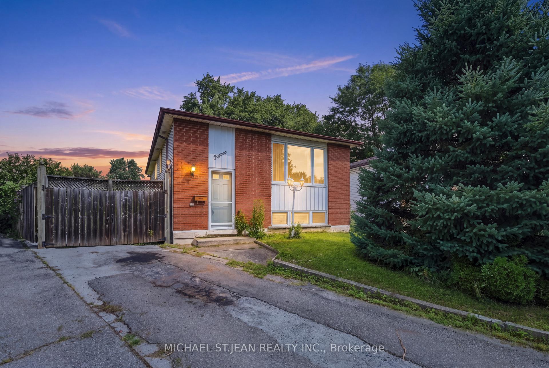 15 Duncairn Court, Hamilton, ON, exterior