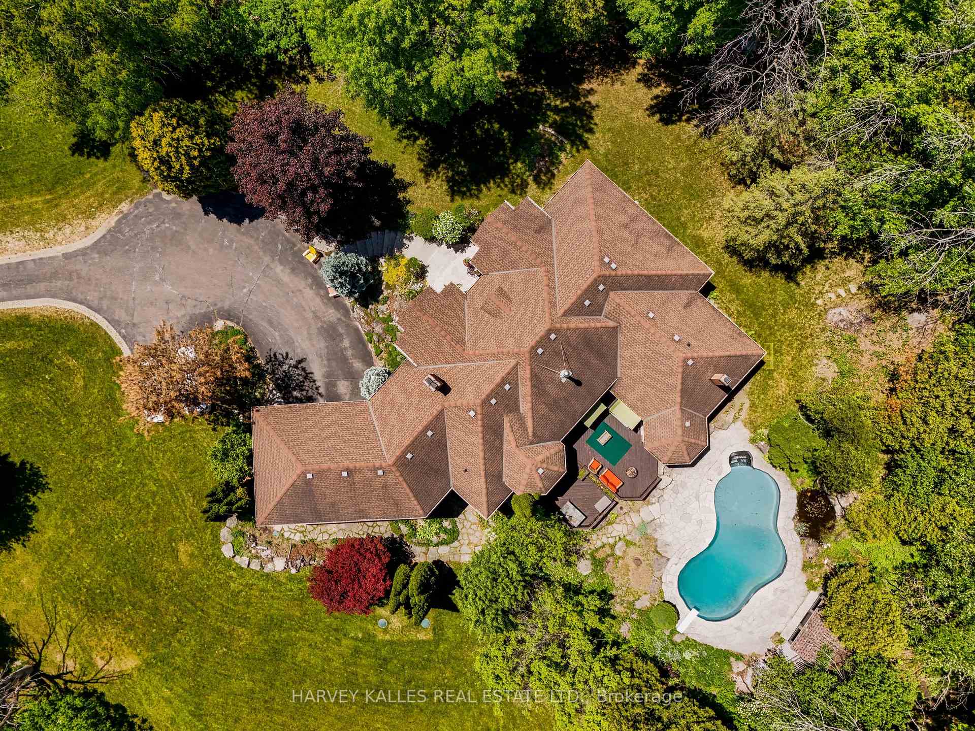 20511 Main Street, Caledon, ON, exterior
