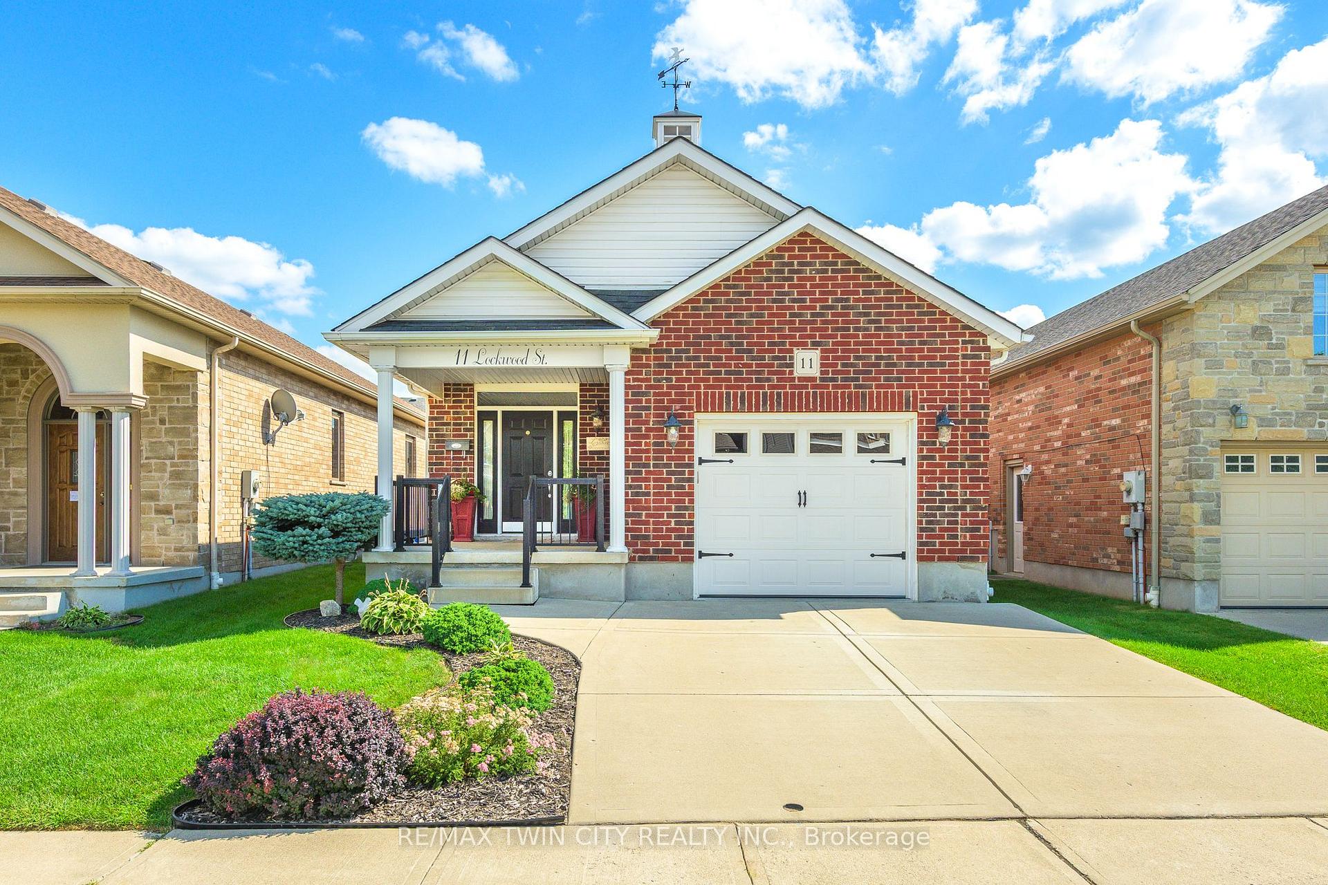 11 Lockwood Street, Cambridge, ON, exterior
