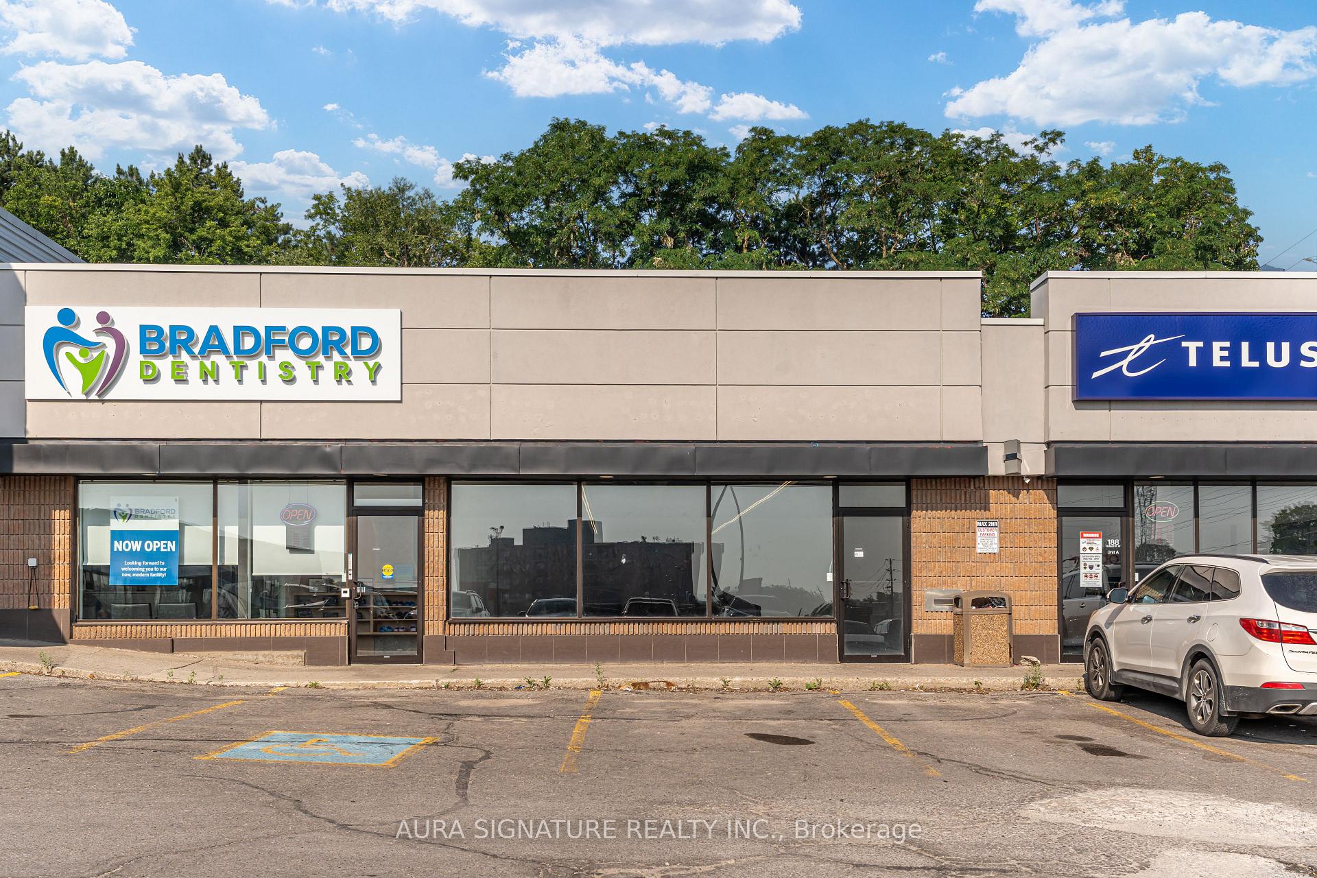186 Holland Street W, Bradford West Gwillimbury, ON, exterior