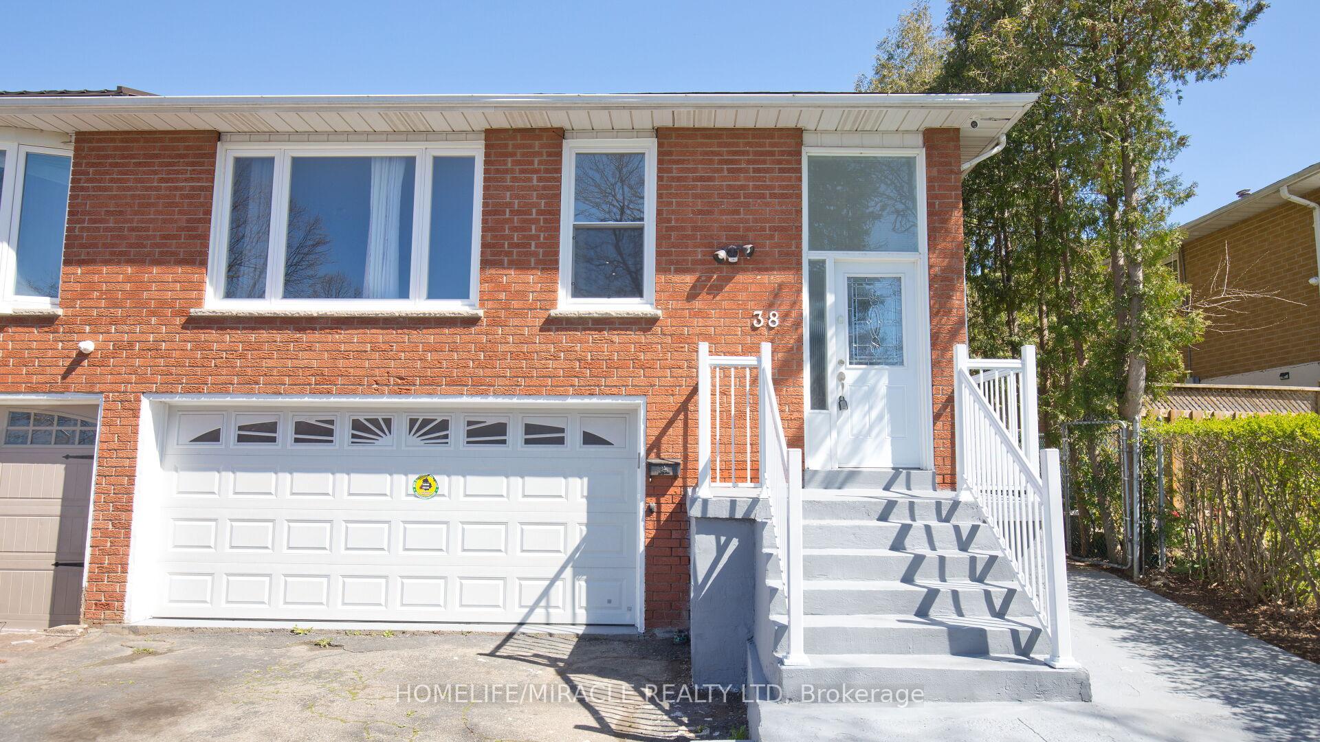38 Medici Place, Brampton, ON, exterior