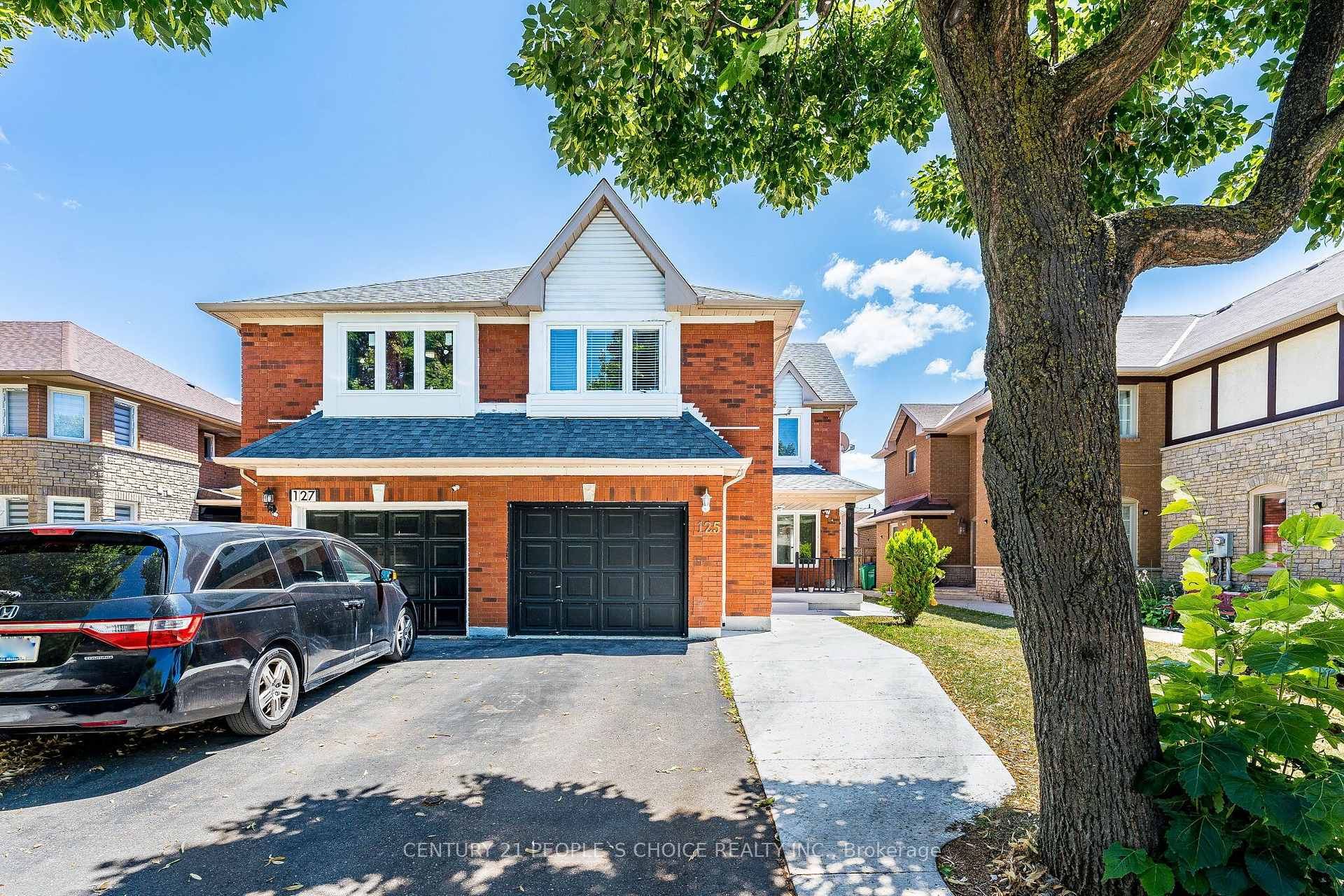 125 Rainforest Drive, Brampton, ON, exterior