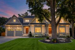 482 Morrison Road, Oakville, ON, exterior
