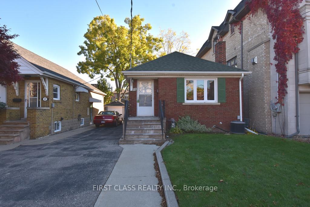 129 Felbrigg Avenue, Toronto C04, ON, exterior