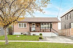7208 Hermitage Road, Mississauga, ON, exterior