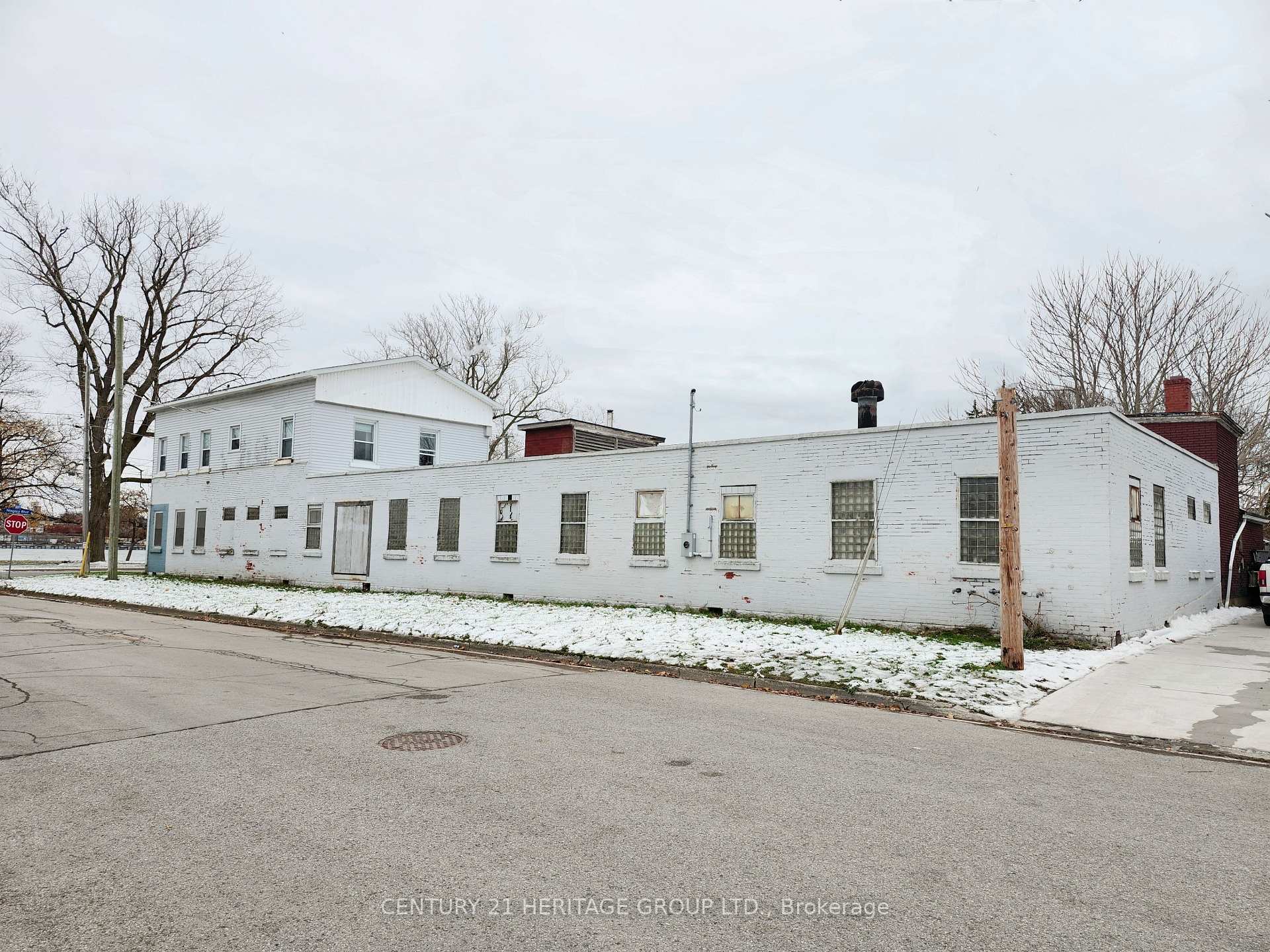 203 Niagara Boulevard, Fort Erie, ON, exterior