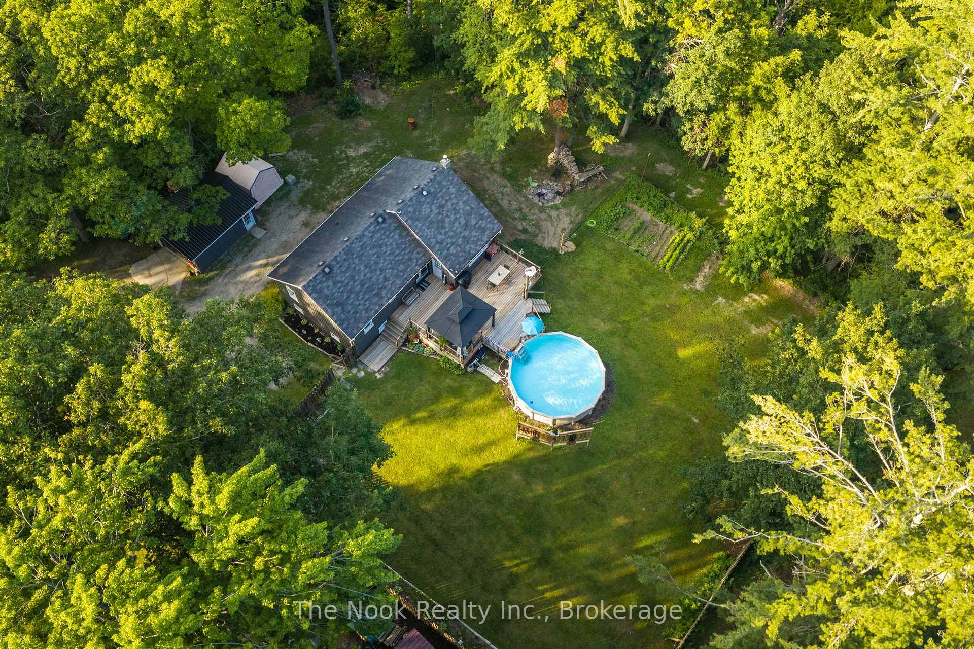 5203 Valleyview Crescent, Hamilton Township, ON, exterior