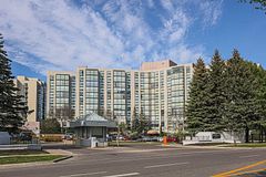 706 - 30 Harding Boulevard, Richmond Hill, ON, exterior