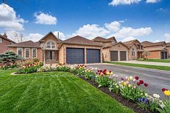 85 Cityview Circle, Barrie, ON, exterior