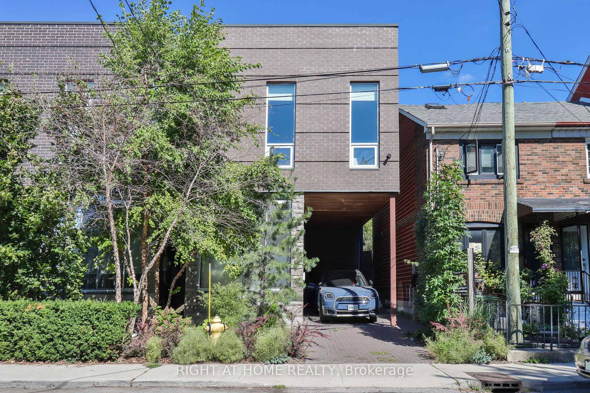 18 Mitchell Avenue, Toronto C01, ON, exterior