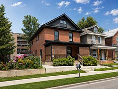66 Nottawasaga Street, Orillia, ON, exterior