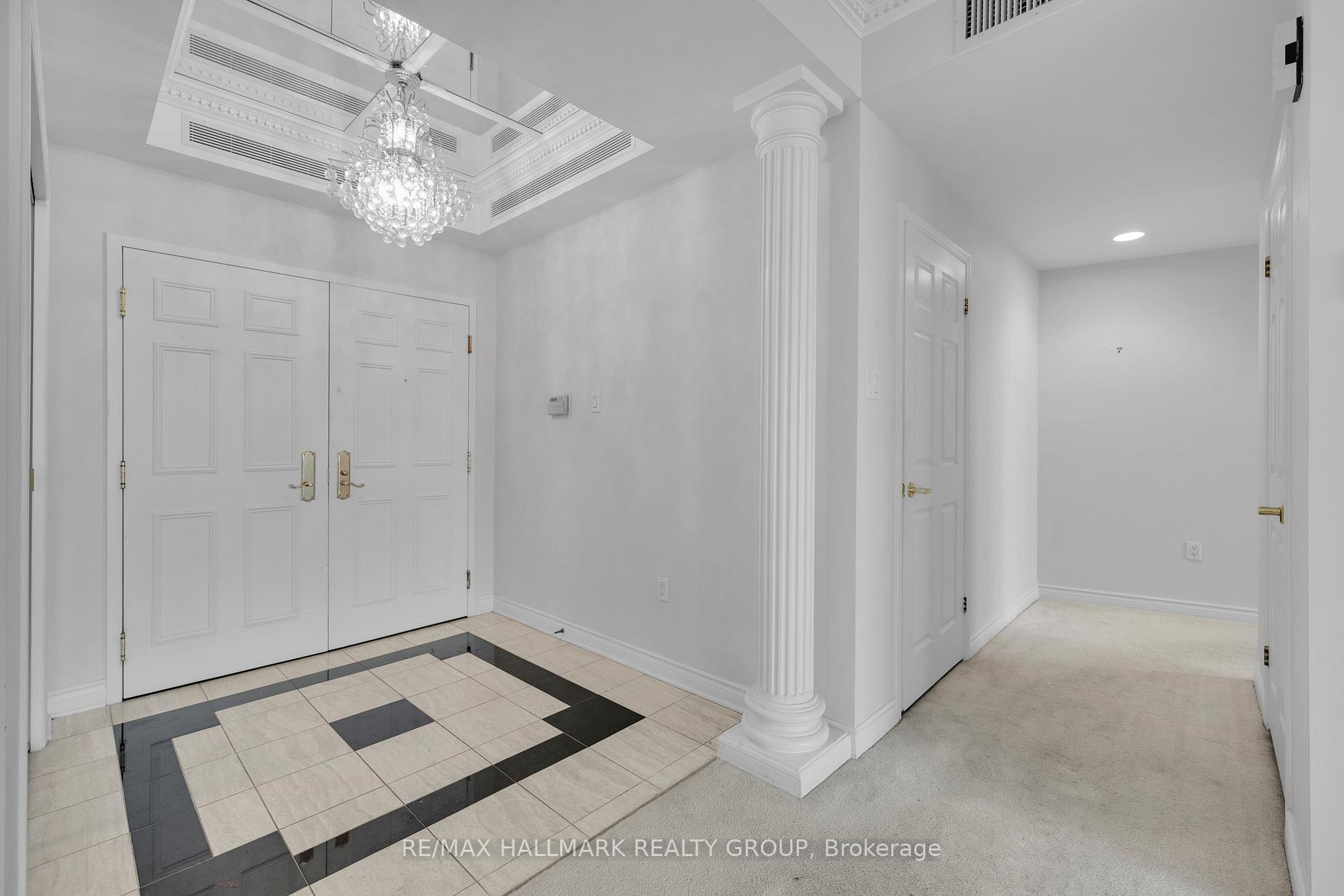 2204 - 1480 Riverside Drive, Alta Vista and Area, ON, exterior