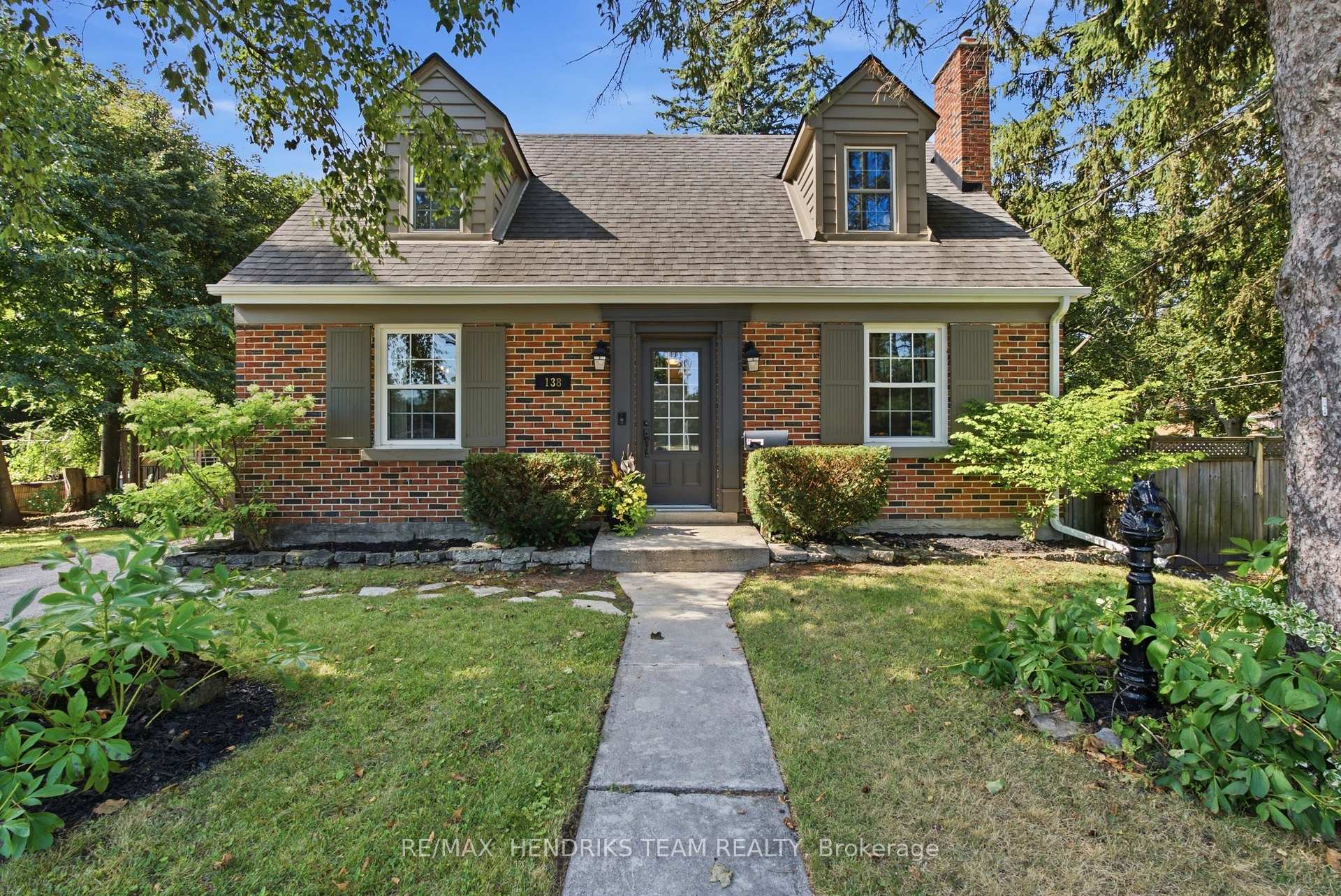 138 Kathleen Street, Guelph, ON, exterior