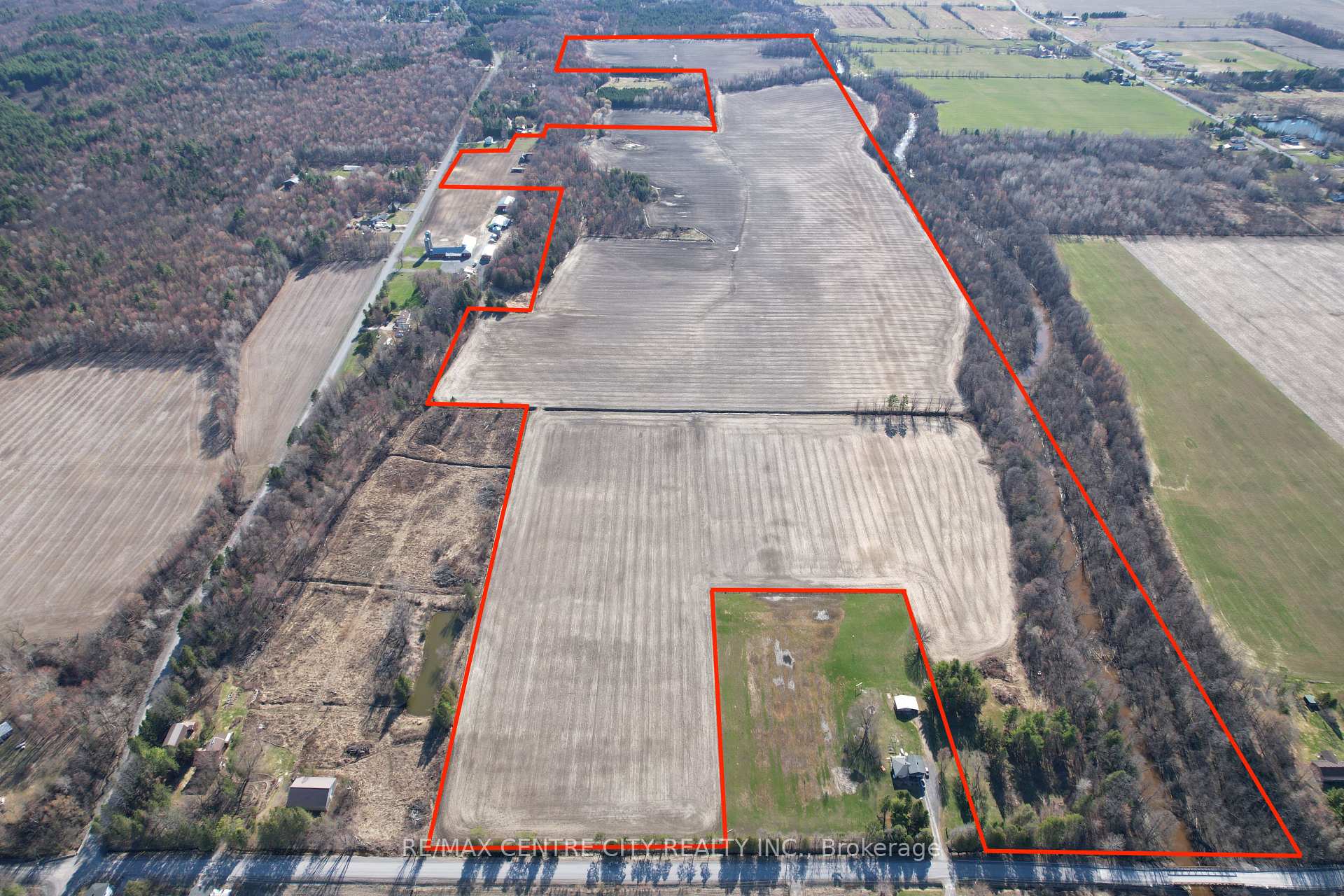 1537 St. Felix Road, Clarence-Rockland, ON, exterior