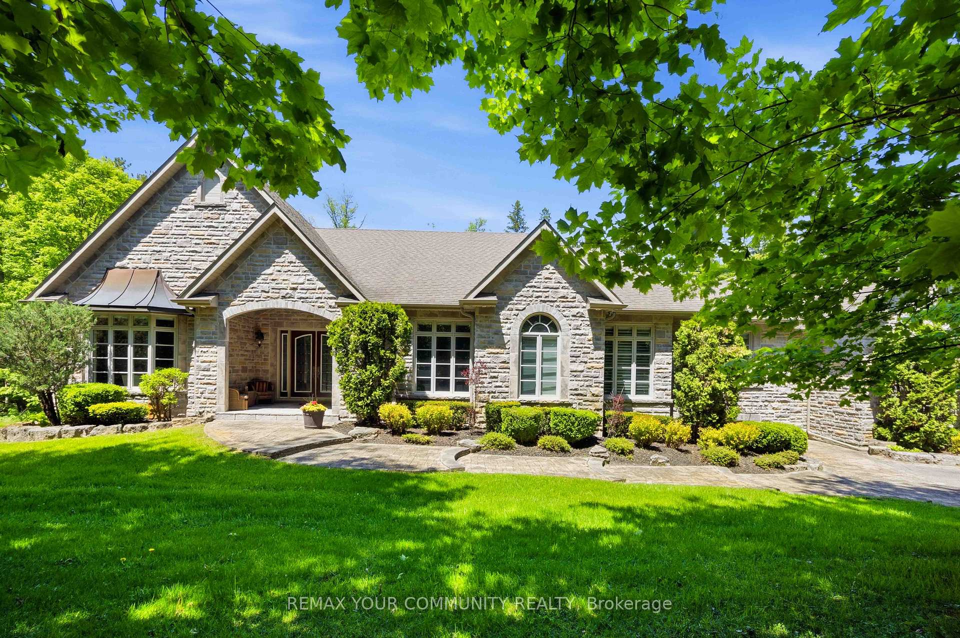 46 Lake Woods Drive, Whitchurch-Stouffville, ON, exterior
