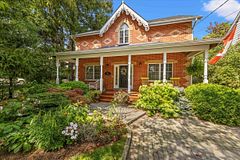 62 Wentworth Avenue, Toronto C07, ON, exterior
