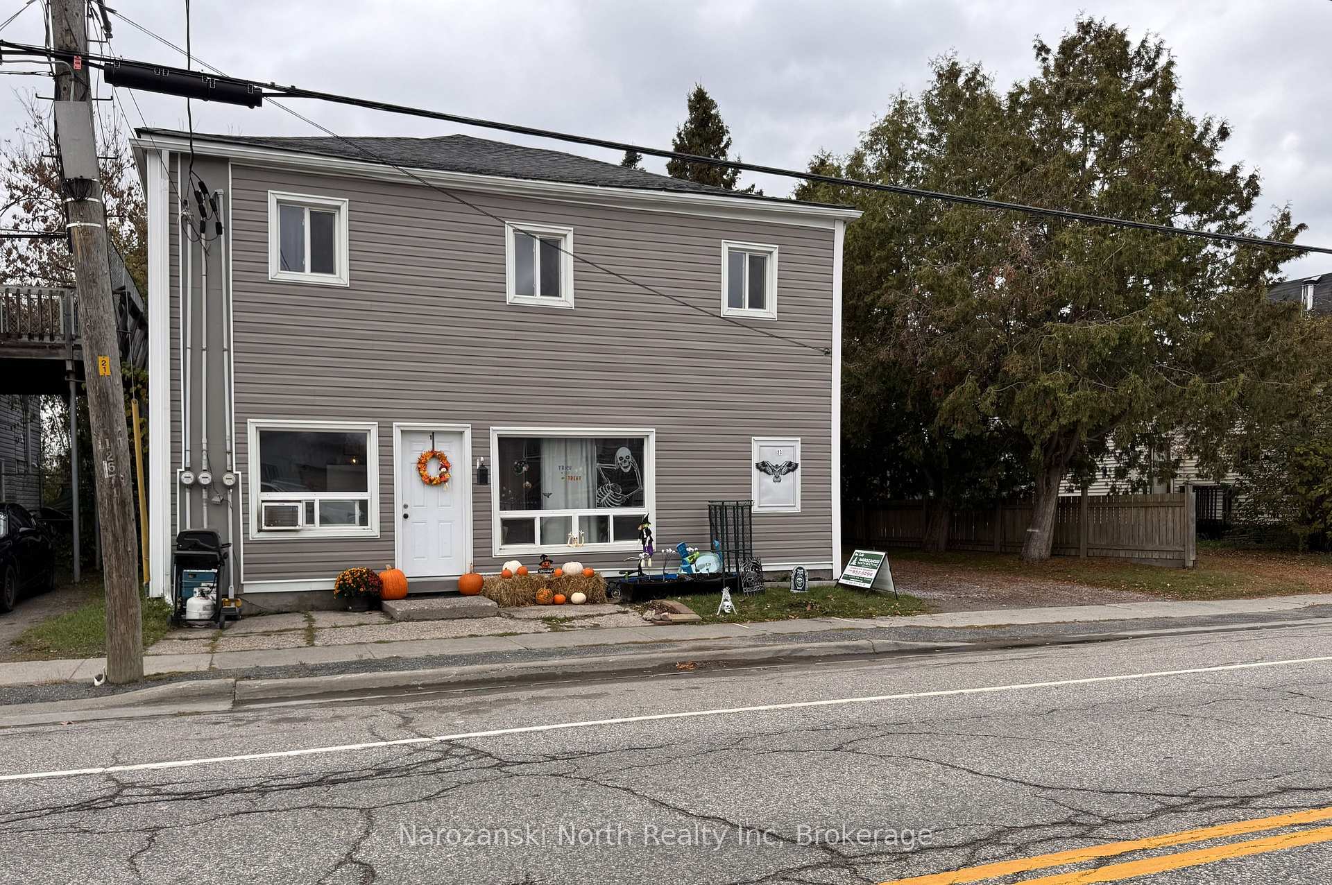 23 St. David Street N, French River, ON, exterior
