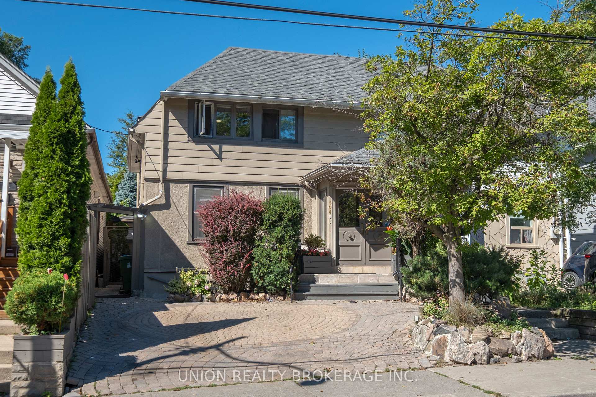 394 Coxwell Avenue, Toronto E01, ON, exterior