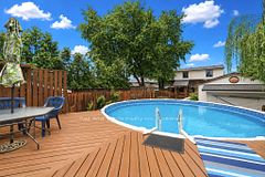 450 East 42nd Street, Hamilton, ON, exterior