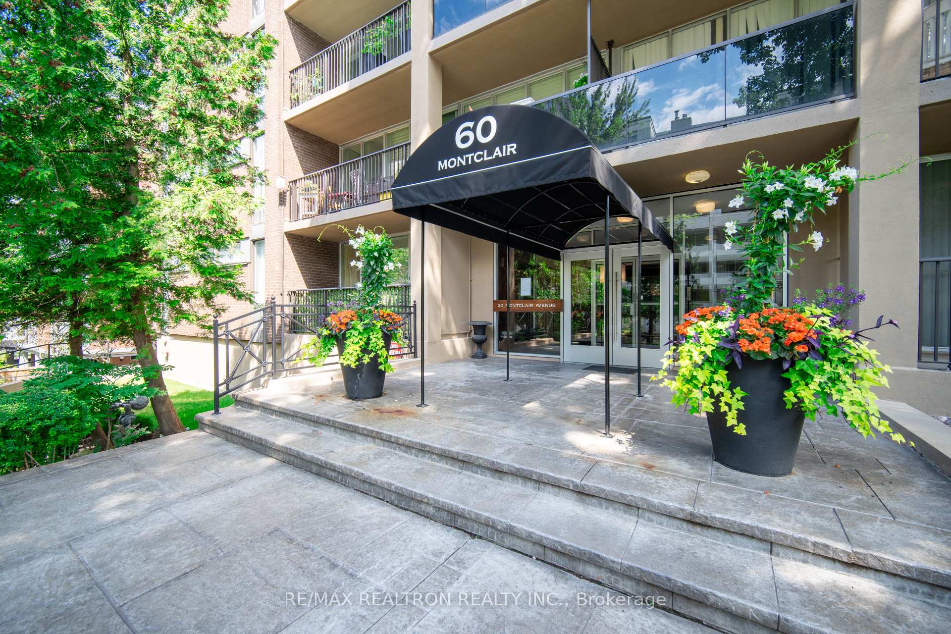 506 - 60 Montclair Avenue, Toronto C03, ON, exterior