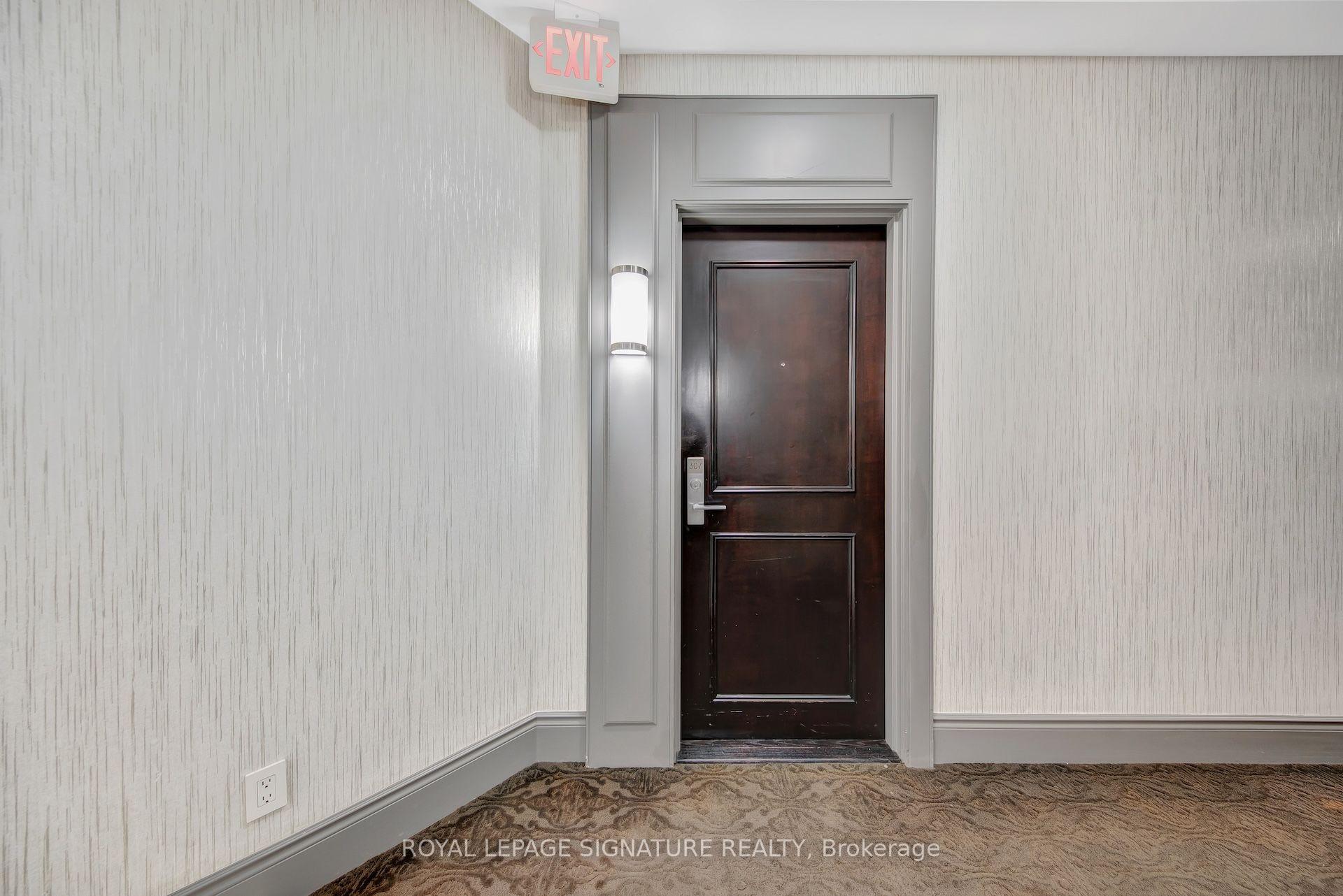 307 - 25 Earlington Avenue, Toronto W08, ON, exterior