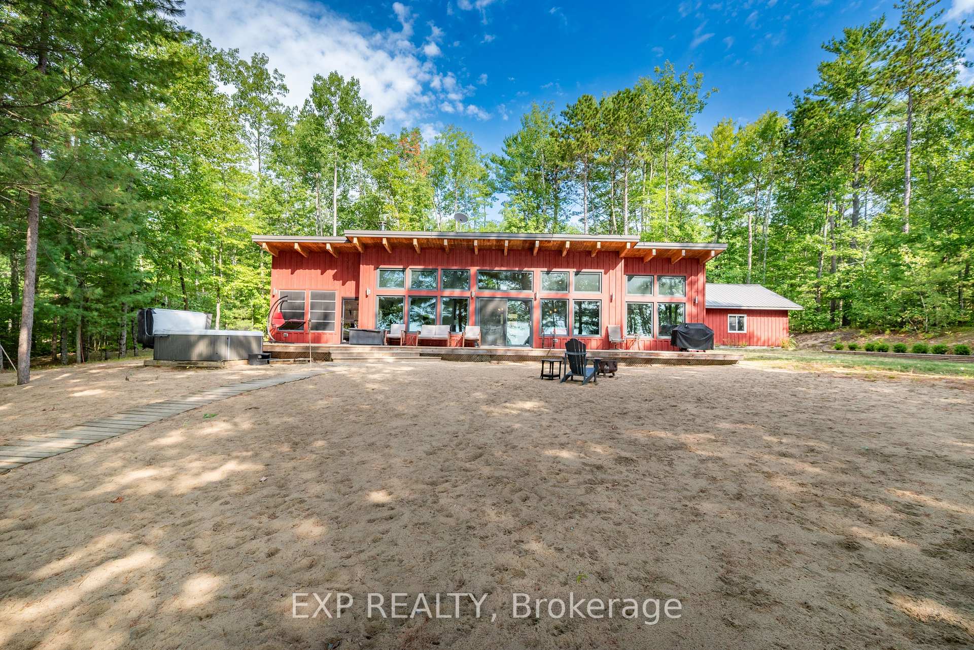332 Lachlan Lane, Whitewater Region, ON, exterior