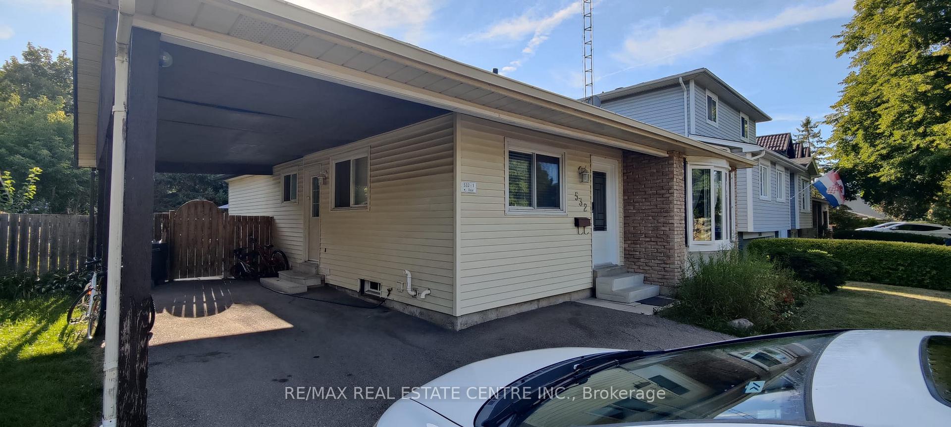 Main Floor Only - 532 WOODWARD Avenue, Milton, ON, exterior