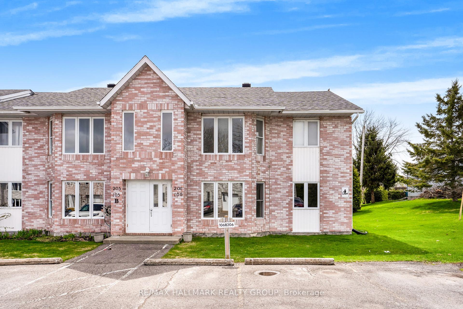 106B - 185 Du Comte Road, Alfred and Plantagenet, ON, exterior