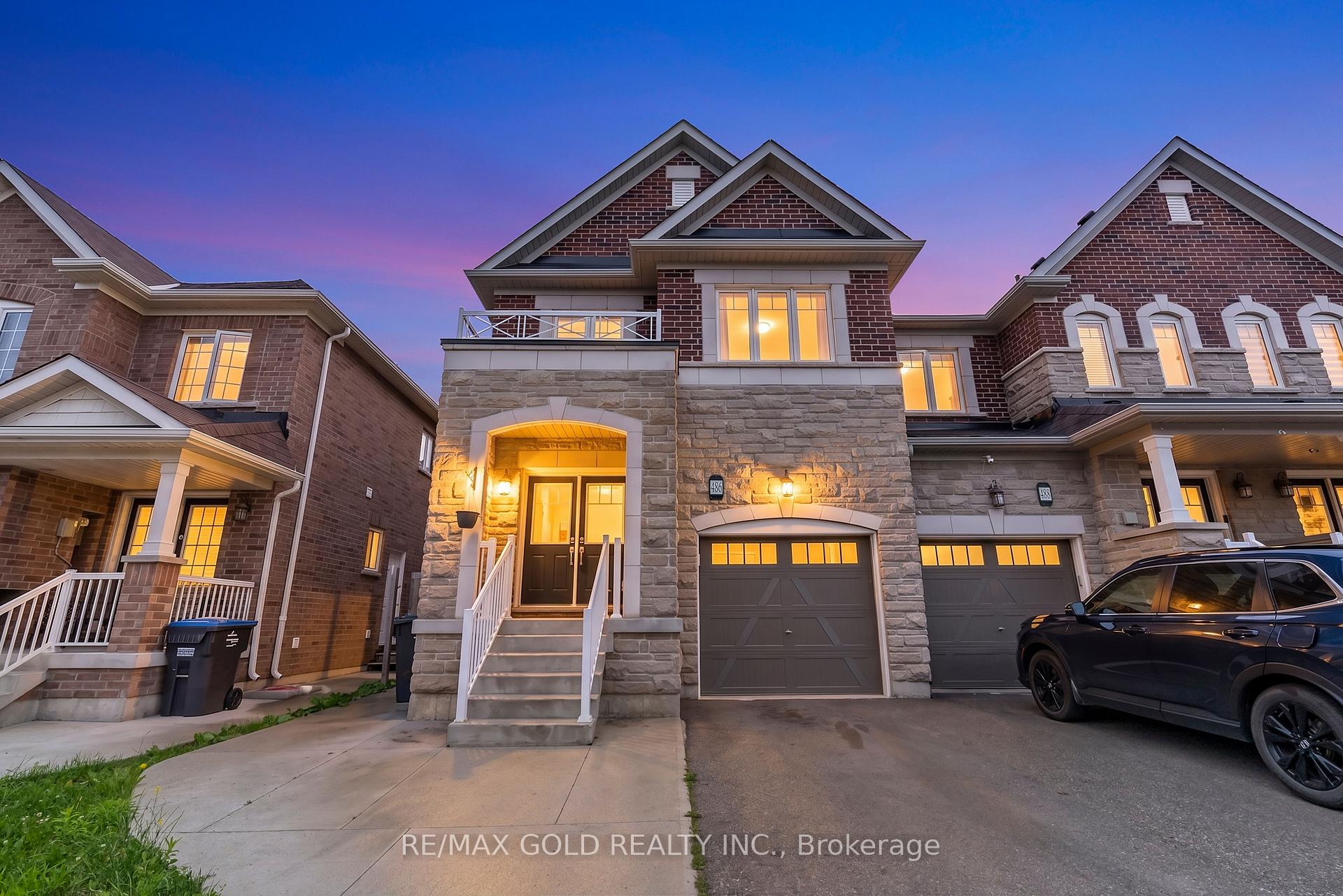 486 Queen Mary Drive, Brampton, ON, exterior