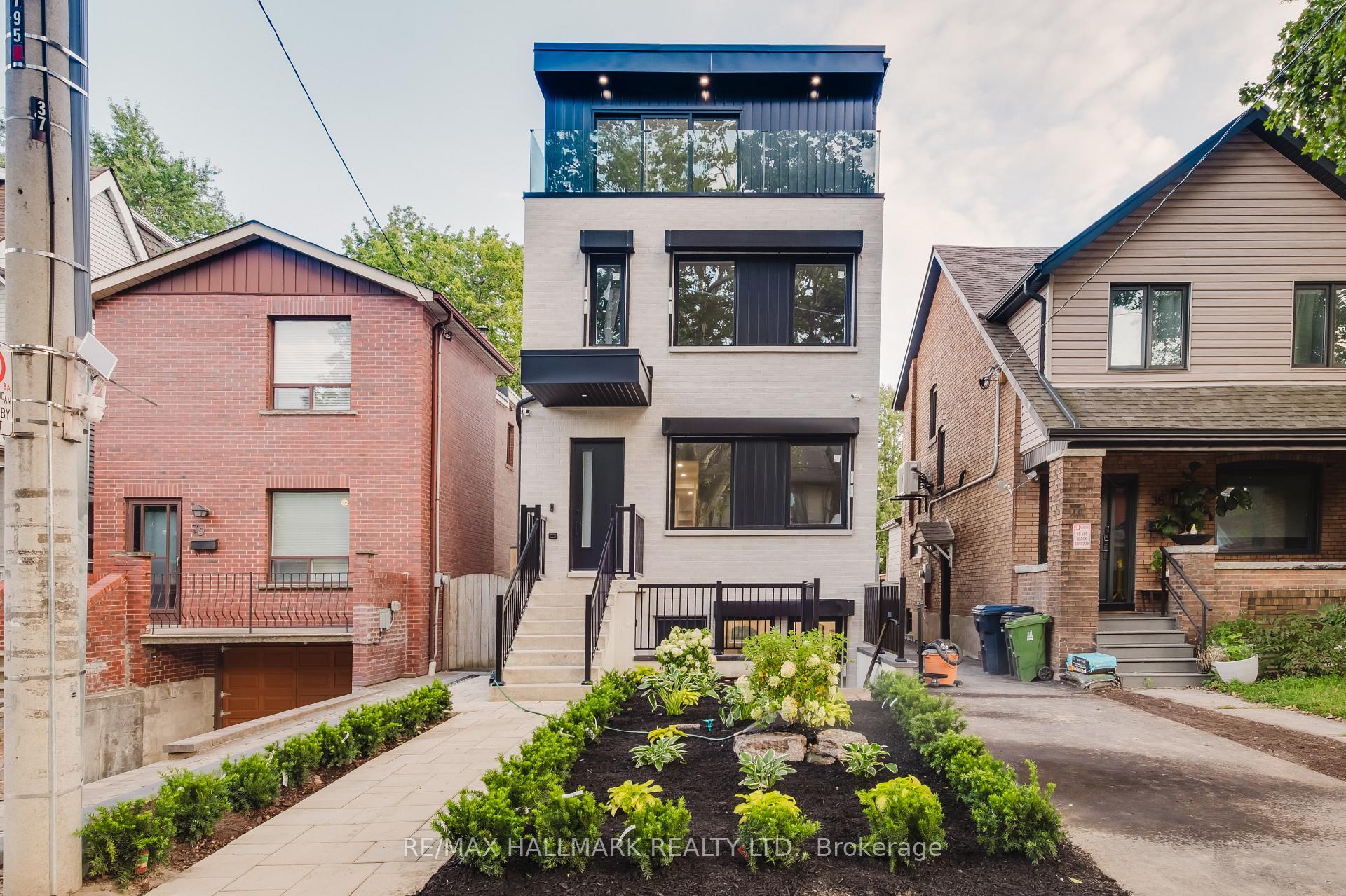 Garden Suite - 37 MILVERTON Boulevard, Toronto E03, ON, exterior