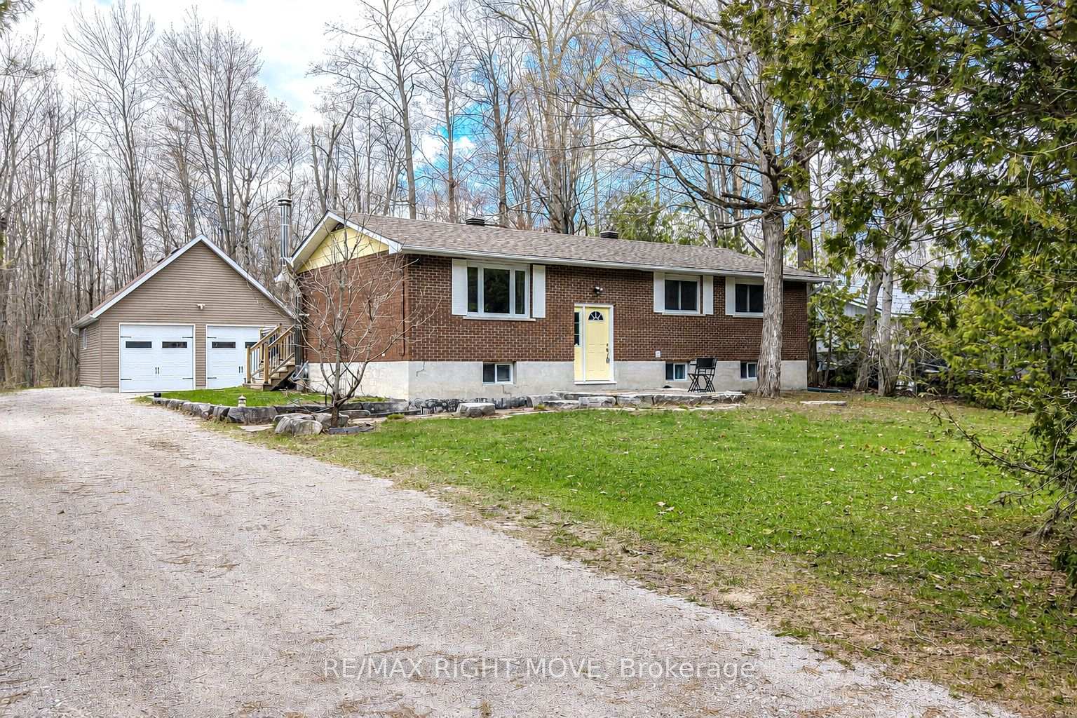 3304 Goldstein Road, Severn, ON, exterior
