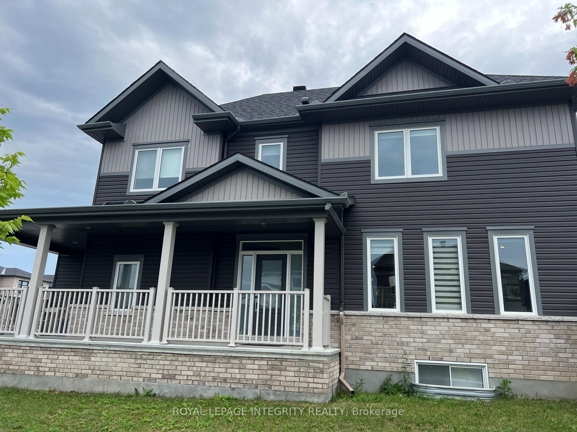 4 GLENARDEN Court, South of Baseline to Knoxdale, ON, exterior