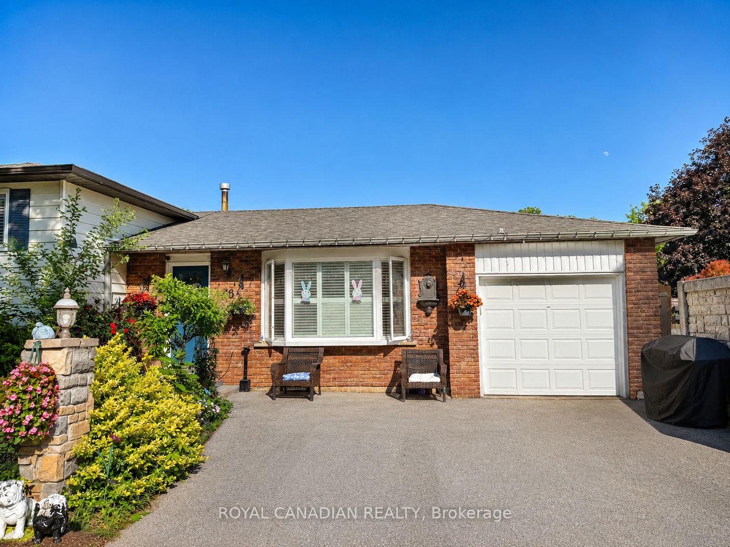 36 Maplegrove Avenue, Bradford West Gwillimbury, ON, exterior