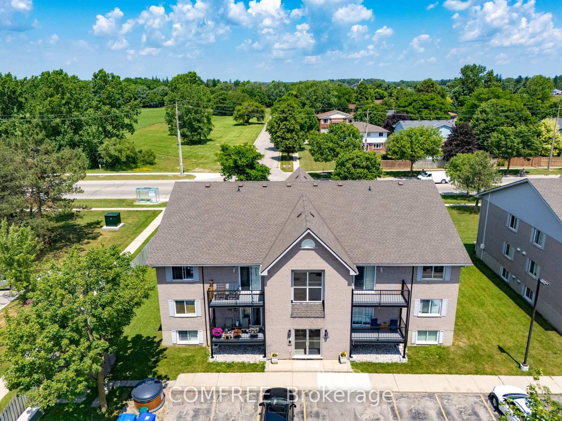 201 - 50 Campbell Court, Stratford, ON, exterior