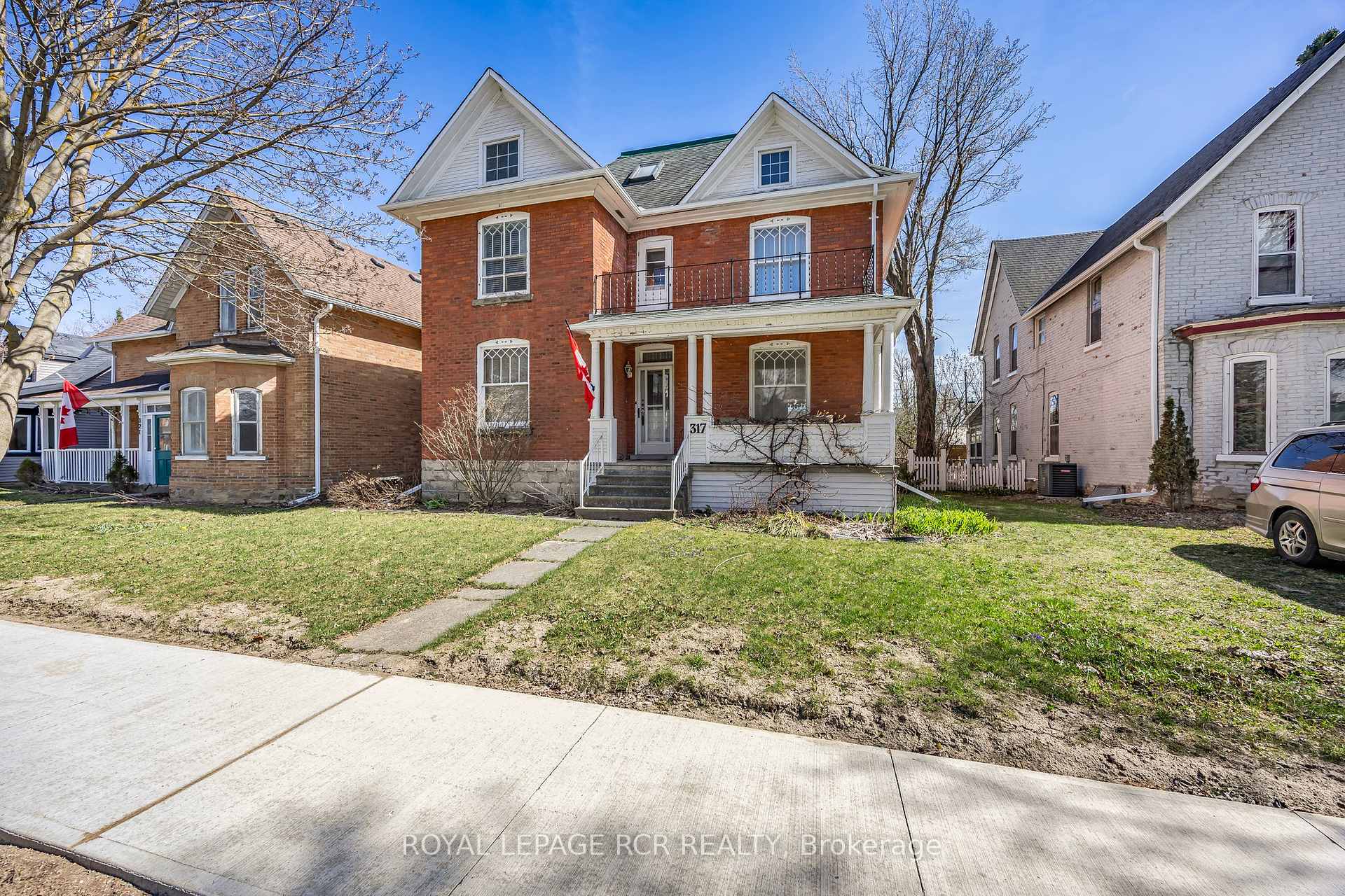 317 Main Street E, Shelburne, ON, exterior