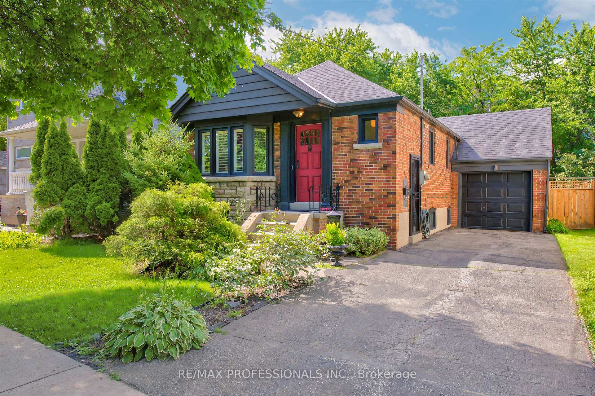 146 Government Road, Toronto W08, ON, exterior