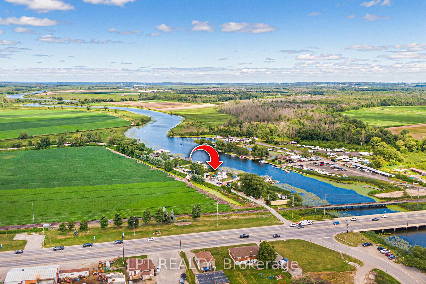 17 Private Drive, Bradford West Gwillimbury, ON, exterior
