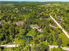 290 Kingscross Drive, King, ON, exterior