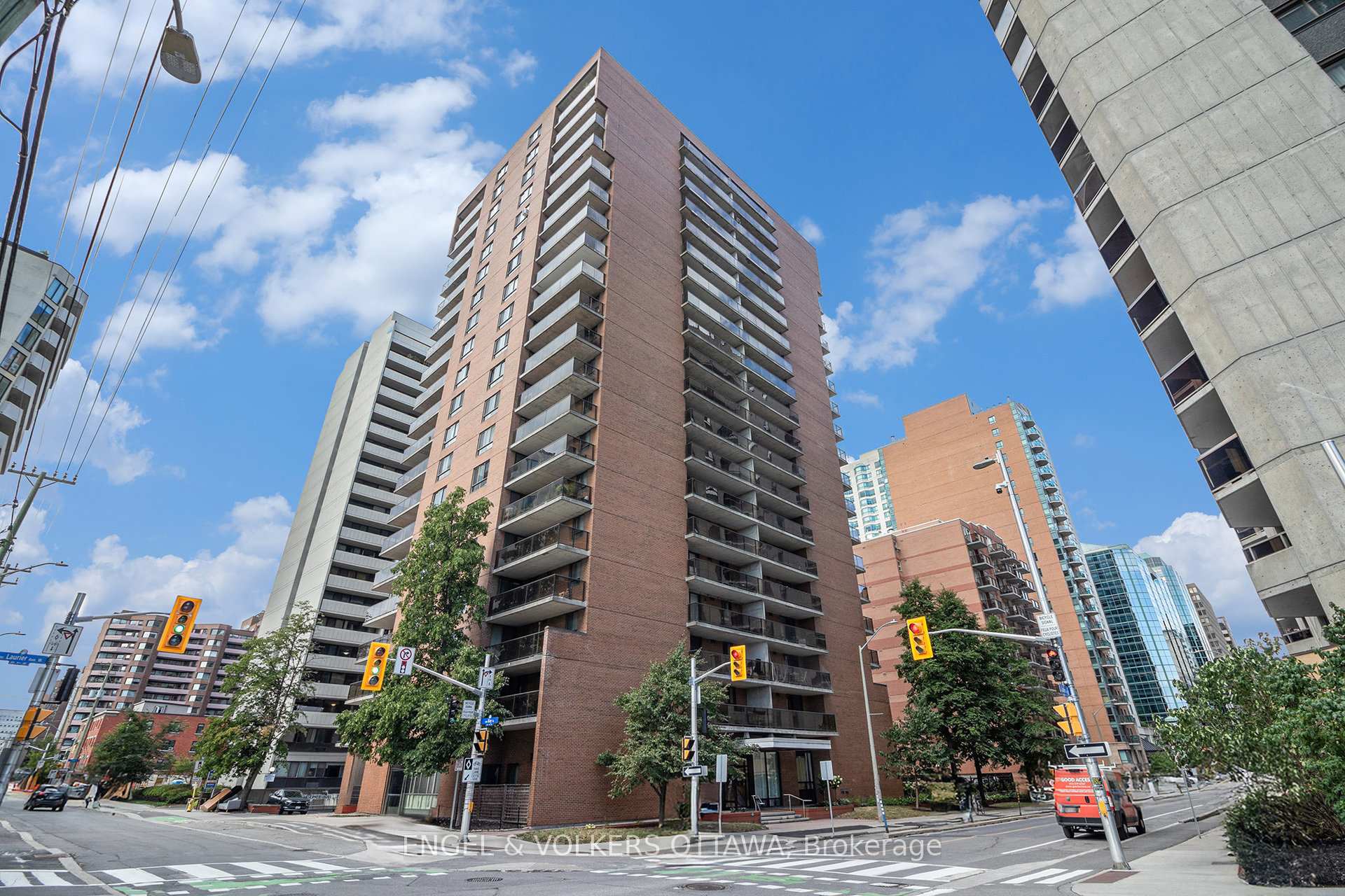 907 - 475 Laurier Avenue W, Ottawa Centre, ON, exterior