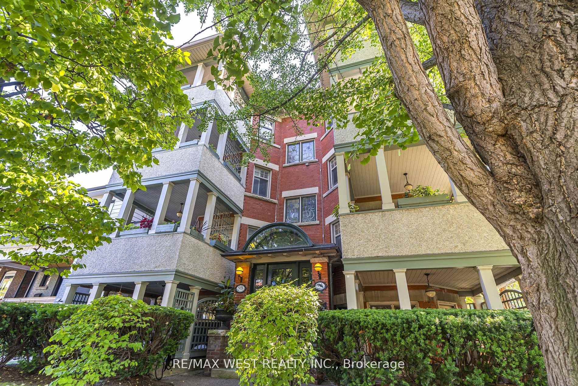9A Humewood Drive, Toronto C03, ON, exterior