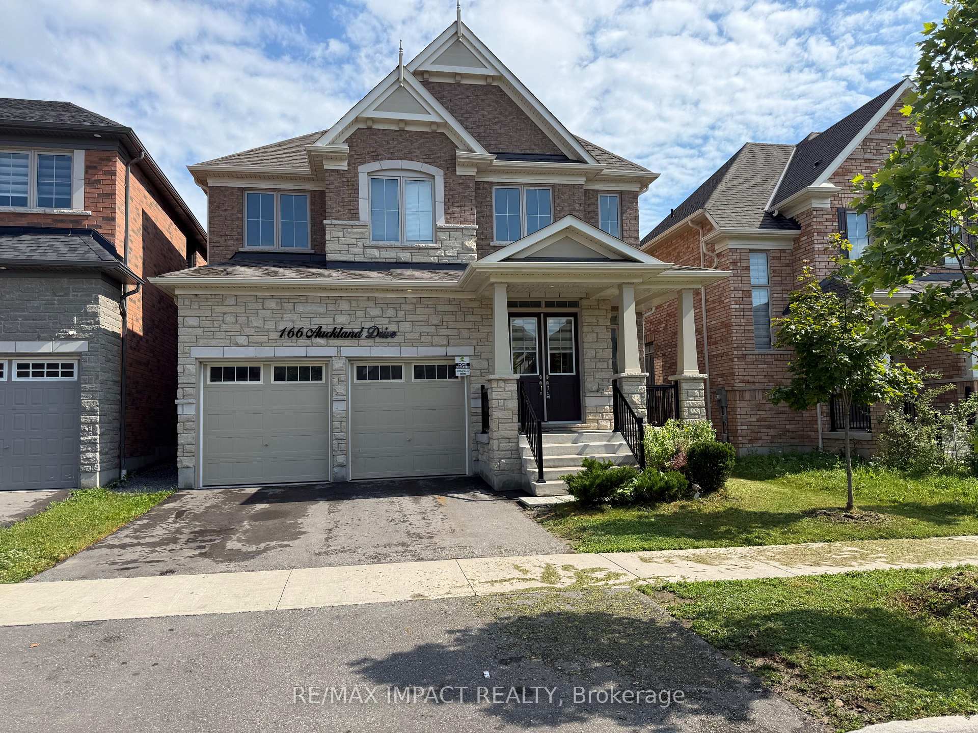 1158 Weller Street, Peterborough, ON, exterior