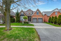 50 Button Crescent, Uxbridge, ON, exterior