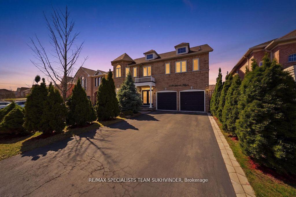 7148 Lowville Heights, Mississauga, ON, exterior