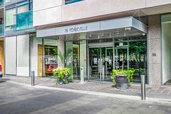 305 - 18 Yorkville Avenue, Toronto C02, ON, exterior