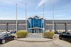 200 - 55 Renfrew Drive, Markham, ON, exterior