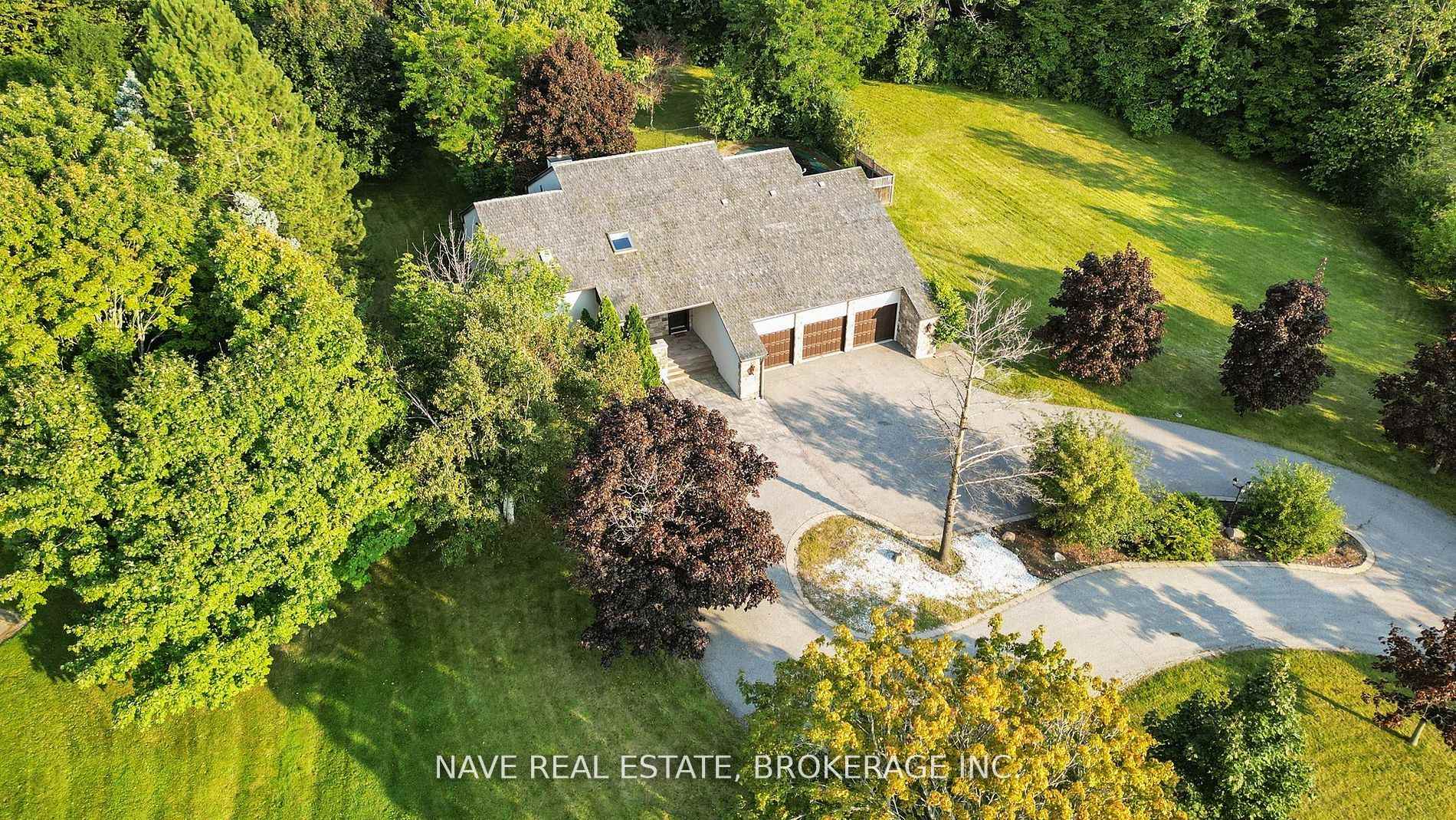 63 Elderberry Trail, Aurora, ON, exterior