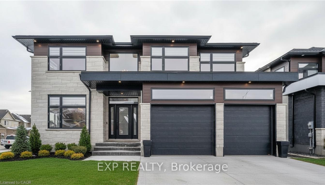 39 Coulter Street, Perth East, ON, exterior