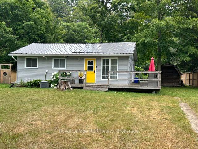 107 Seneca Street, Huron-Kinloss, ON, exterior